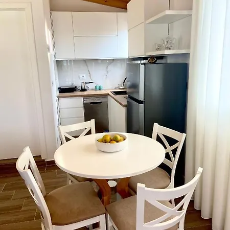 Panoramic Views Of Apartment *