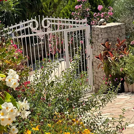 Panoramic Views Of Σαράντα